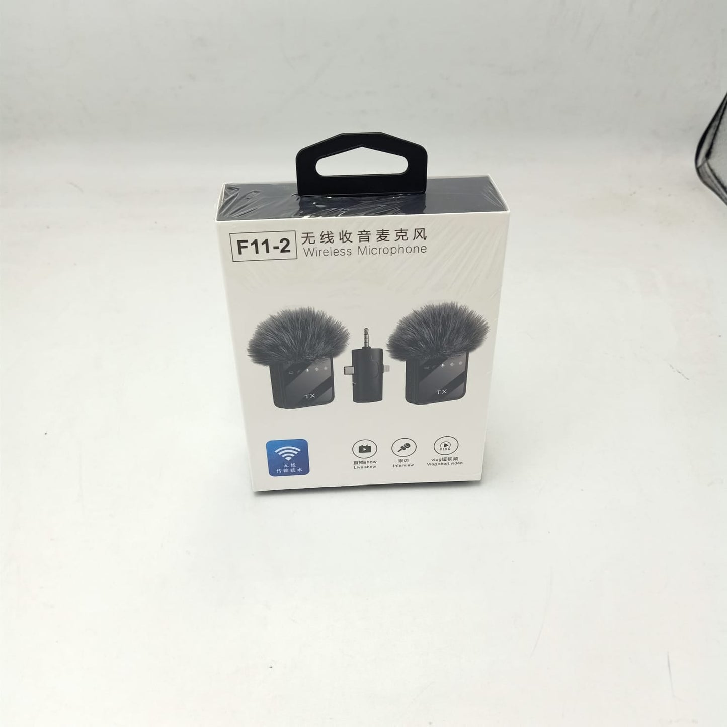 Mini Wireless Lavalier Streaming Microphone