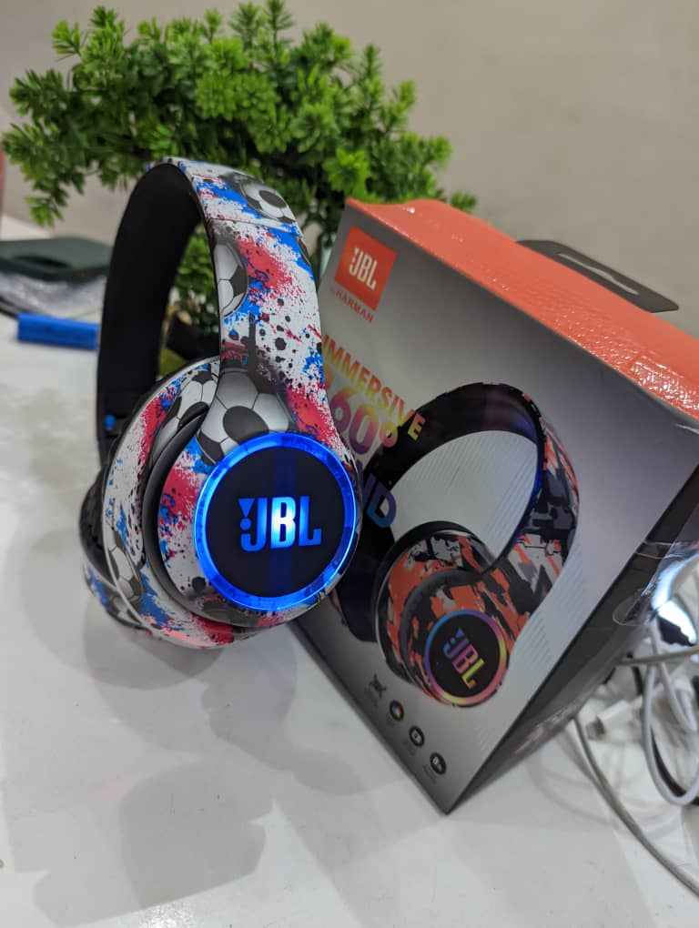 JBL Printed Wireless Headphone